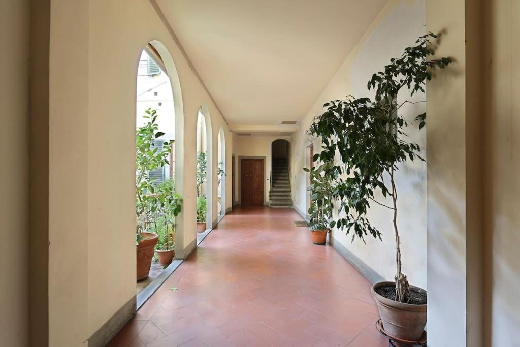 Palazzo Borghese 2 Bedroom Florence Buitenkant foto